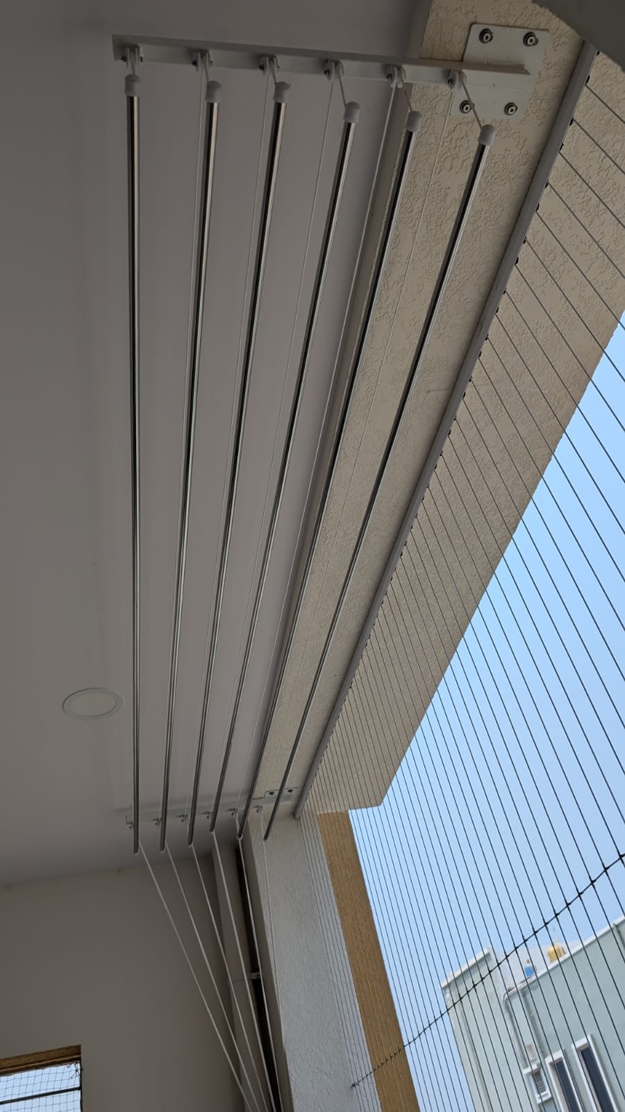 Professional cloth hanger installation service